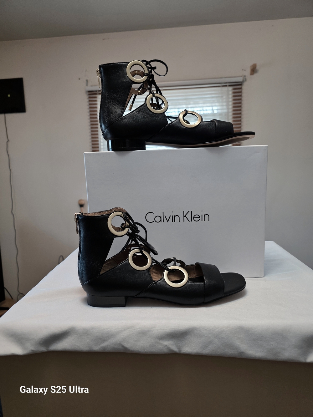 Calvin Klein Abriana Cervo Sandals In Black Size 7